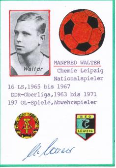 Manfred Walter   DDR  Fußball Autogramm Karte  original signiert 