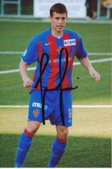 Fabian Frei  FC Basel  Fußball Autogramm  Foto original signiert 