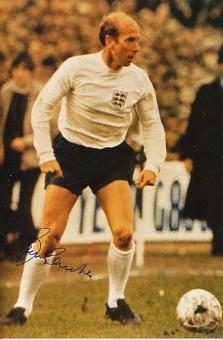 Bobby Charlton   England Weltmeister WM 1966  Fußball Autogramm Foto original signiert 