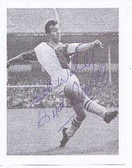 Bryan Douglas  England Fußball Autogramm Foto original signiert 