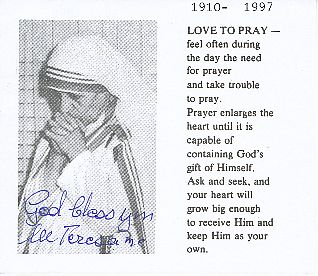 Mutter Theresa † 1997  Friedensnobelpreis 1979 Missionarin Ordensschwester  Autogramm Blatt  original  signiert 