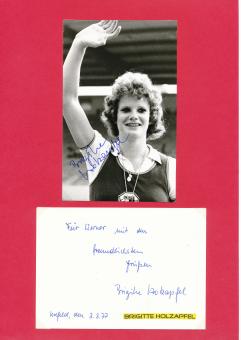 2  x  Brigitte Holzapfel  Leichtathletik  Autogramm Karte  original signiert 