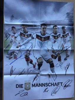 DFB  Weltmeister 2014  Fußball 58 x 41 cm Poster  15 x original signiert 